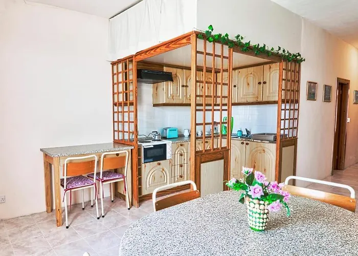 Marsalforn Seaview In A Quiet Area Qbajjar